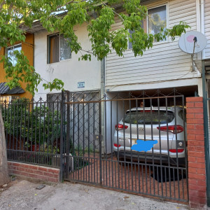 En Venta casa en Villa Jardín del Este